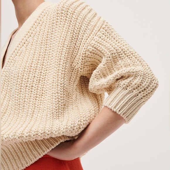 Babaa cardigan no18 in natural OS - Picture 3 of 9